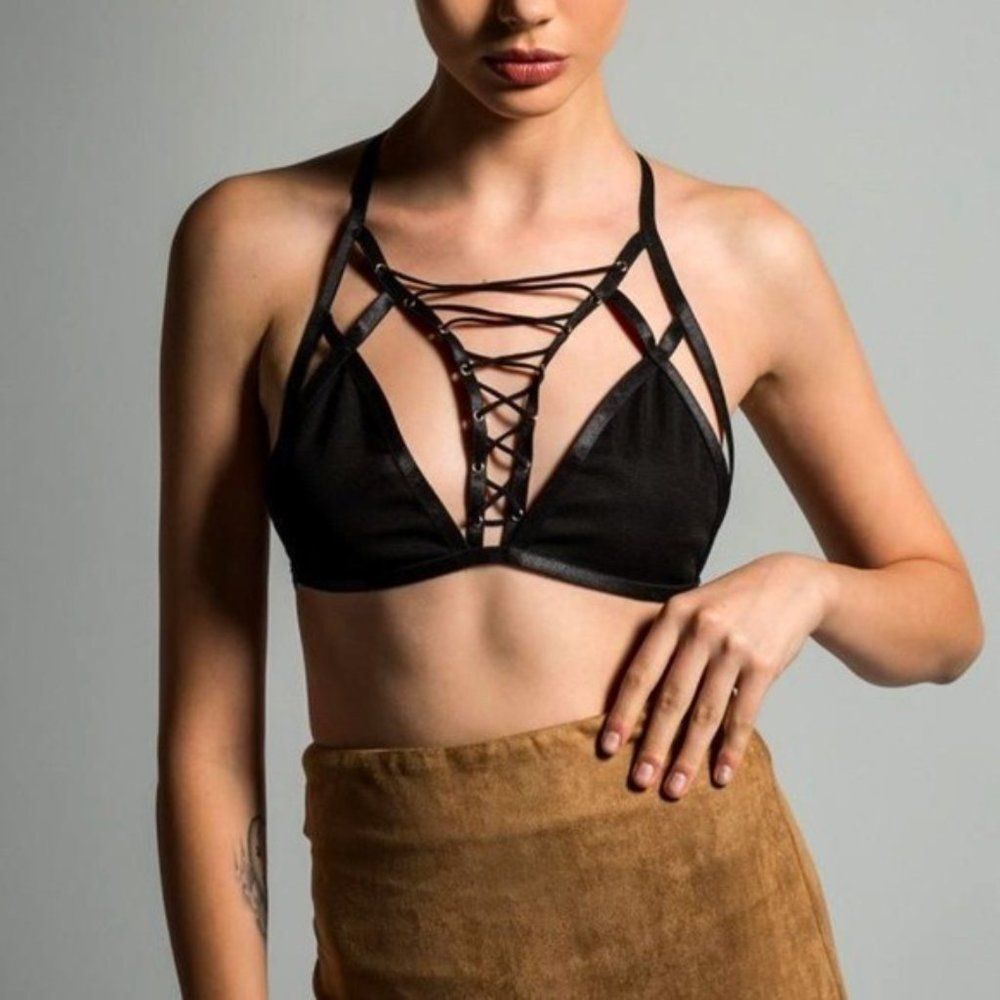 REHAB Black Medium Strappy Laced Up Caged Bralette Bra Top